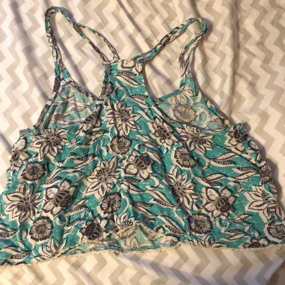 crop top - Picture 2 of 2